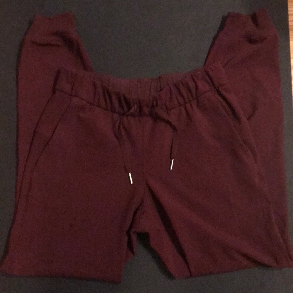 Lululemon On The Fly Joggers